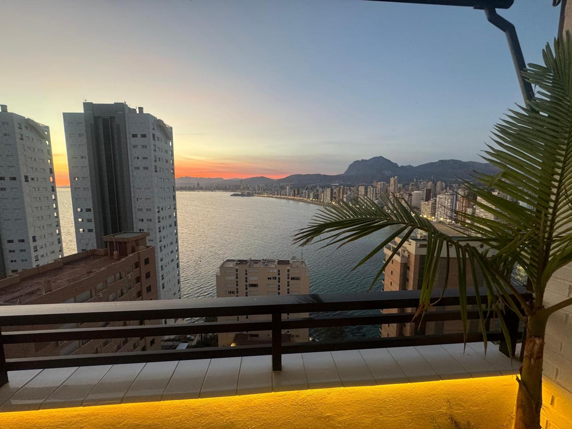 Blue Marin Benidorm Apartment Luaran gambar