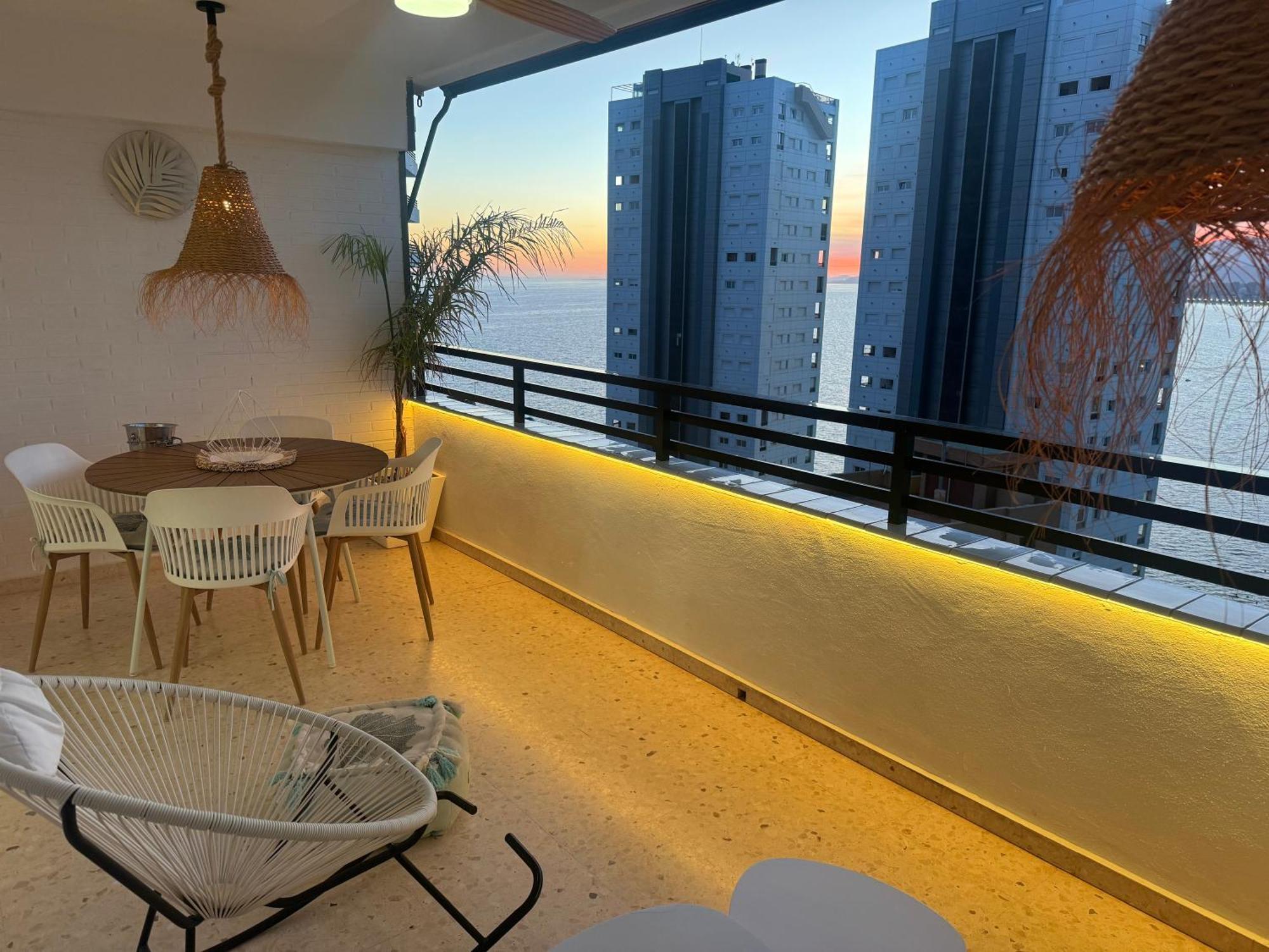 Blue Marin Benidorm Apartment Luaran gambar